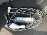 普通充電用の充電ケーブルも揃っていますのでご安心ください。