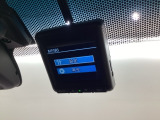 昨今必須のアイテム、ドライブレコーダ付き!万が一の際の映像を証拠として残せます。おひとりで運転している時でも安心ですね☆内蔵のカードを取り出せばパソコンでも映像が確認できます。
