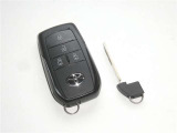 【スマートキー】簡単便利機能♪キーを取り出さずにドアを施錠&解錠。クルマの始動も可能です。
