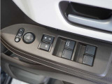 ◆パワーウィンドウスイッチ◆運転席から全席の窓の開閉操作を行うことが出来いつでも換気ができます!