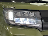 【LEDヘッドライト】現代の主流のライト。明るい光が瞬時に立ち上がり、必要な場所を均一に照らします。寿命も長く省エネで、スタイリッシュなデザインです♪