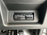 ETCを装備。これで高速道路の料金所もノーストレス。ノンストップで通過します。