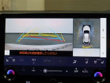 パノラミックビューモニター付きで、車両の周囲を確認することができるので安心できますね♪