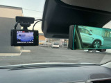 社外の前後ドラレコ