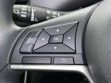 ステアリングスイッチ装備!運転しながら手元でオーディオの操作などができます。