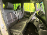 運転席シート廻りは使用感も少なく、良好な状態となっています。丁寧に使われていたことがよくわかりますね。