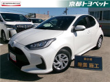ホワイトパールのヤリス入荷しました。