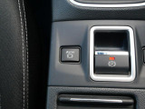 【AVH(オートビークルホールド)】信号待ちなどの停止時にブレーキペダルから足を離しても車両の停止状態を保持する機能☆
