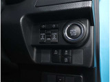電動のスライドドアで楽々スムース!運転席から開閉の操作ができます!&スタートスイッチを押してエンジン始動ができるスマートキーが装備されています♪ポケットや鞄からキーを出さずに乗り込めます♪