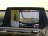マルチビューバックガイドモニターで、後方を確認しながら安心して駐車することができます。運転初心者も熟練者も必須の機能ですよ!