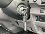 日産愛知の中古車は【走行距離無制限の保証付き】です!全国の日産サービス工場で保証整備が可能なので安心してお乗り頂けます♪(保証期間は車両によって異なりすので、当店スタッフまでお気軽にお尋ねください)