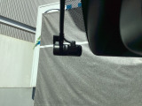 【別途SDカードの購入が必要です。また社外品は保証対象外となります。】運転中の映像・音声などを記録して、交通事故やトラブルが起きた時の正確な状況把握に役立つドライブレコーダーが装着されています。