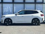 また、BMW正規認定中古車は、エマージェンシーサービスが自動付帯。24時間365日、皆様のカーライフをサポート致します。確かな安心のうえで、「駆けぬける歓び」をご堪能ください。
