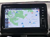 NM1・9インチ日産オリジナルナビゲーションならではの上質感とインパネとのフィット感が魅力。スマートフォン連携をワイヤレスで!人気のネット動画がナビの大画面で楽しめます。