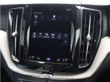 【Sensus】TV/FM/CD/Bluetoothなど多彩なメディアソースに幅広く対応。スマートフォンと連携すればハンズフリートークも可能です。