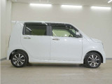 法定点検や車検に加え、Hondaが推奨する点検・整備、エンジンオイル交換等をお得にパック。