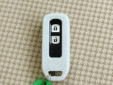 お客様のご予算帯に合わせたお車を常時50台以上取り揃えています!当社のスタッフがお客様のお車選びをしっかりサポートしご提案させていただきます!