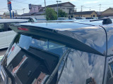 スタイリッシュなデザインのスポイラーです☆