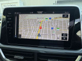 「ディスカバープロ」ナビゲーション機能をはじめ、車両設定や走行情報の確認など、多彩な機能をスマートに操作できます。