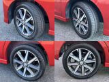 165/55R15 純正アルミホイール装着。