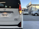 後続車からの視認性も良くスタイリッシュなLEDテールランプ