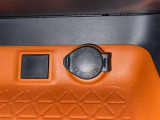 シガーソケット用の充電器が使用可能です!