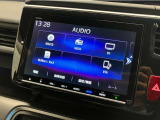 オーディオソース画面です!! CD DVD USB  Bluetooth など多彩な機能を搭載。