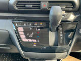 タッチパネル式オートエアコン ☆CVT無段変速機 変則ショックが少なく低燃費