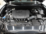SKYACTIV-G 2.0にマイルドハイブリッドシステムを組み合わせ、乗れば乗るほど毎日の運転が楽しみになるe-SKYACTIV Gを搭載しています。