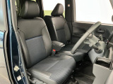 【運転席・助手席】内装ルームクリーニング済みです。しっかり綺麗にしていますので、是非、お確かめください。車に自信があるからこそ、是非一度ご来店頂き内外装も見てもらえると幸いです。