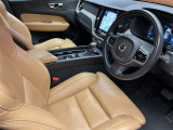 XC60  D4 AWD インスクリプション 4WD 本革シート