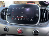 お持ちのスマートフォンが使える、Car Play&Android Auto対応のU-Connectを搭載。ナビゲーションアプリがご利用いただけます。