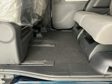 足元は広々♪しっかり内装ルームクリーニングを実施しています。車に自信があるからこそ、是非一度ご来店頂き見てもらえると幸いです。