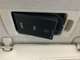 マツダ純正スマートインETC装備!サンバイザーの裏に車載器をスッキリ収納!ワンプッシュでETCカードの出し入れも簡単にできます。