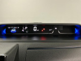 【メーターパネル】シンプルなデザインのメーターパネルは視認性が良く、必要な情報を運転手に分かりやすく伝えてくれます♪