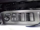 運転席ドア側パワーウィンドゥ・ドアミラースイッチ