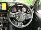 【ステアリングスイッチ】運転中、前方から目線をそらすことなく、オーディオ等の操作が可能な便利機能!安心&快適なドライブを演出してくれます♪