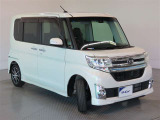 ドアミラーウインカー付きです。周りの車に、「ウインカー&ハザード」を気付いてもらえる装備です。だから、安全・安心!