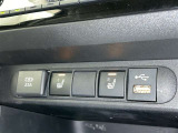 シートヒーター付きです。寒い日も快適なドライブが楽しめます♪