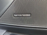 車両の詳細、ご質問につきましては、弊社営業スタッフまでお気軽にご連絡下さいませ。遠方のお客様には実車の詳細画像送信も承ります。お客様からのお問合せをお待ち致しております。