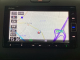 ナビゲーションはフルセグTV、インターナビ対応のGathers純正メモリーナビを搭載しています。Bluetoothオーディオ機能がありますので、スマートフォンなどの音楽も再生できます。