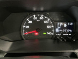 【メーターパネル】シンプルなデザインのメーターパネルは視認性が良く、必要な情報を運転手に分かりやすく伝えてくれます♪