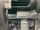 USBポートから端末への充電が可能です。