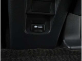 AC電源 AC100V・1500W 室内コンセント(コンソールボックス後方)