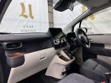見通しのよいすっきりとした視界で、誰でも運転しやすいです。運転のしやすさは疲れにくさにも繋がりますよ♪