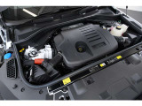 3.0L 直列6気筒ターボ+モーター 550ps+モーター 全長4,960mm &times; 全幅2,005mm &times; 全高1,820mm