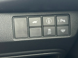 運転席操作部スイッチの画像です。
