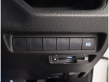 法定整備付 ご購入して頂いた車両は納車前にしっかり点検・整備してからの納車になります。点検部位はエンジンオイル・オイルフィルター・ワイパーゴム交換ブレーキ点検・調整・その他を確認して納車致します。