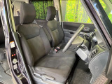 運転席シート廻りは使用感も少なく、良好な状態となっています。丁寧に使われていたことがよくわかりますね。