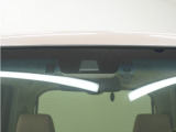 ◆Honda SENSING◆ カメラ等装置で精度の高い検知能力を発揮、安全運転を支援します。ステアリング上のコントローラーに注目!